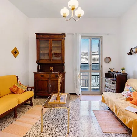 Panorama Medievale דירה